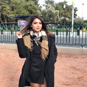 Meet your Posher, Nazmin